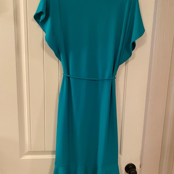 2 Isaac Mizrahi faux wrap dresses - Picture 8 of 8